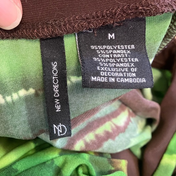 New Directions Green Relaxed 3/4 Sleeve Tunic - Picture 6 of 6